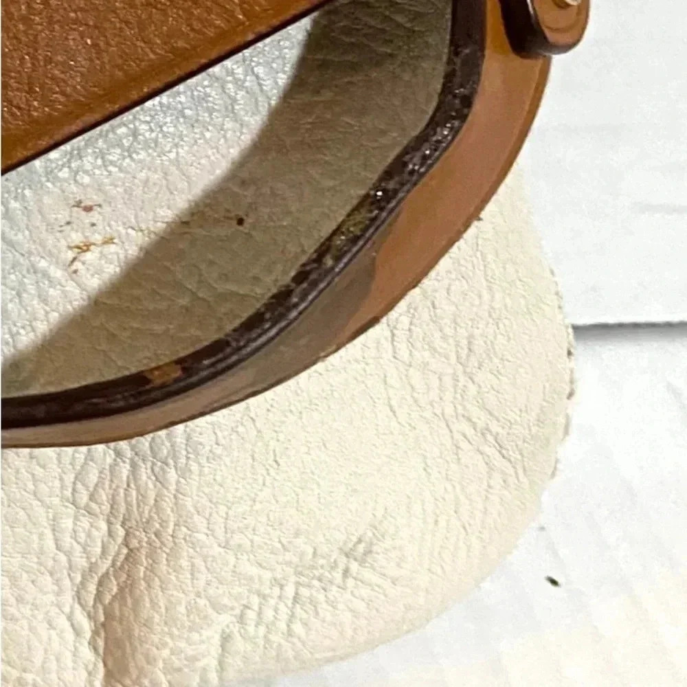 Michael kors small leather handbag - Picture 8 of 9